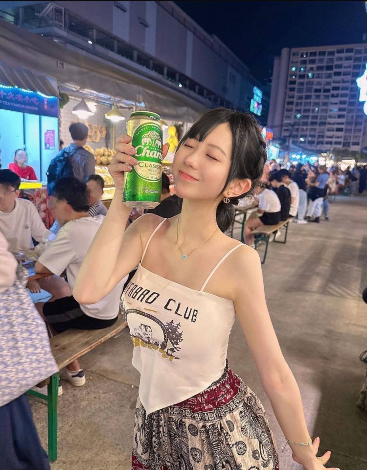 三年在线观看免费大全哔哩,手机在线播放